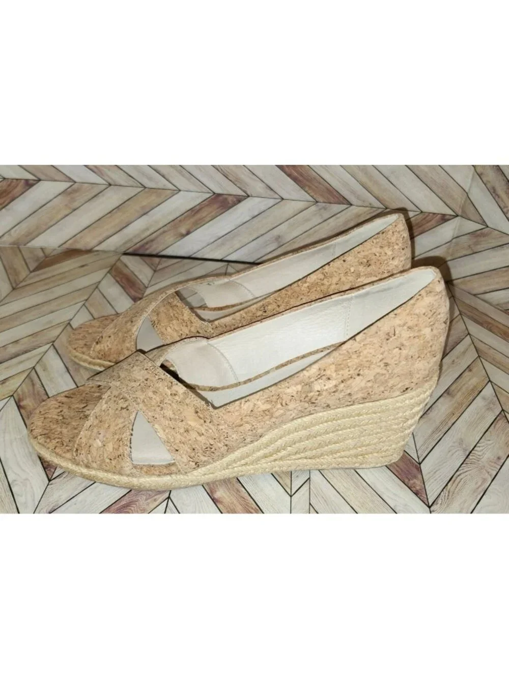 Women Jack Rogers Palmer Crisscross Wedge Tan Cork Espadrille Shoe Size 7.5